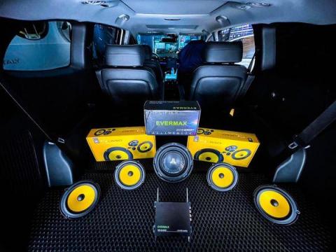 首馳汽車音響影音科技 盲點偵測 360環景 隔音制震 車體貼 - #hyundai  #custin  感謝新北土城車主支持 來店討論完！首馳幫車主升級全車喇叭?  全車上美國??JL系列喇叭及JL超低音搭配EVERMAX DSP  高中低音全部細節大大提升??  首馳給您最好的服務態度‼️ 給您最合理的價格‼️ 歡迎來店討論您的需求為您服務‼️ 
無損按裝❗️專車專用線組 ❗️實體店面 ❗️預約制❗️歡迎來店試多媒體主機?試聽喇叭?❗️
售後服務
