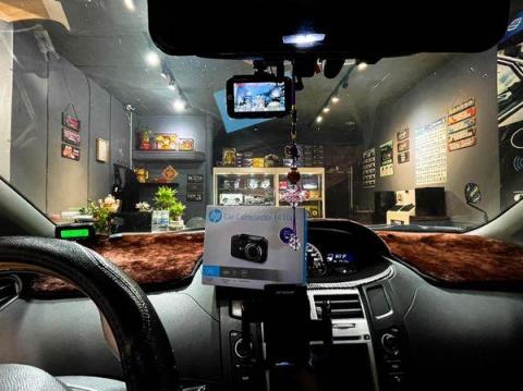 首馳汽車音響影音科技 盲點偵測 360環景 隔音制震 車體貼 - #yaris #小鴨 來店安裝HP410g 前後雙錄行車記錄器！支援Gps測速照相 區間測速提醒. HDR高動態範圍攝影 ！ 
無損按裝❗️專車專用線組 ❗️實體店面 ❗️預約制❗️歡迎來店試多媒體主機?試聽喇叭?❗️
售後服務保固有保障 ?台灣代理品質保固??
?安卓機 國產/進口
?8核心 4G+64G / 8G+128G  
?內建Car play              