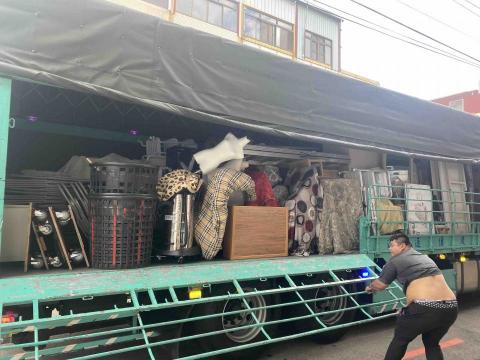 安逸搬家/桃竹苗/遠程搬家/夜間搬家 - 