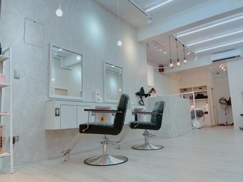 明鴻工程-Aaron - 