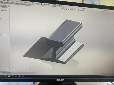 仁翔工作室 - 鋼軌