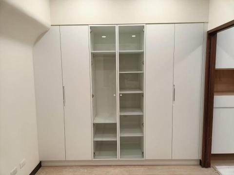 穎成照明設計有限公司 - 