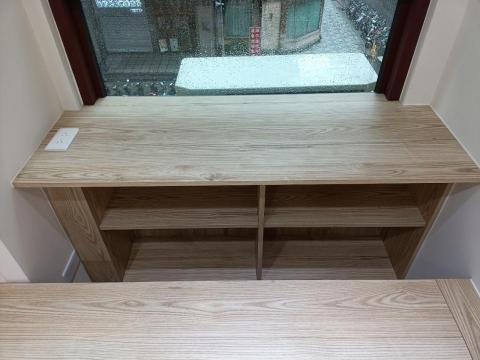 穎成照明設計有限公司 - 