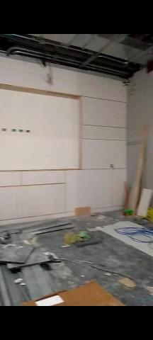 緯誠工程行，輕隔間。天花。防火建材居家隔間，天花 - 中華電信電視牆