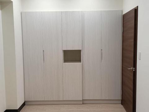 穎成照明設計有限公司 - 