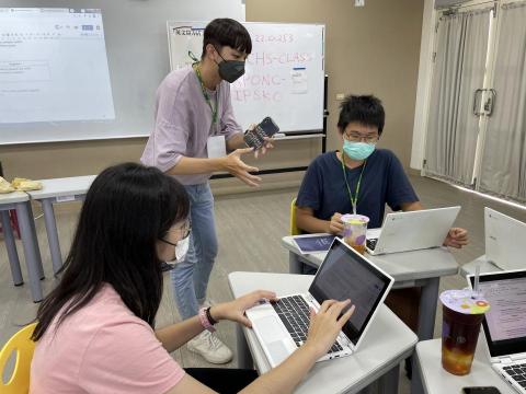 陳旻靖 - 英文辯力店 ‒ Brainstorm活動引導老師