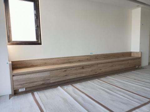 穎成照明設計有限公司 - 