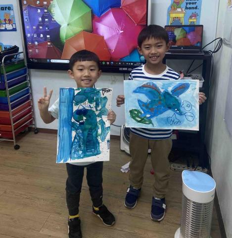 謝思榆 - 廣告顏料跟剪紙的應用