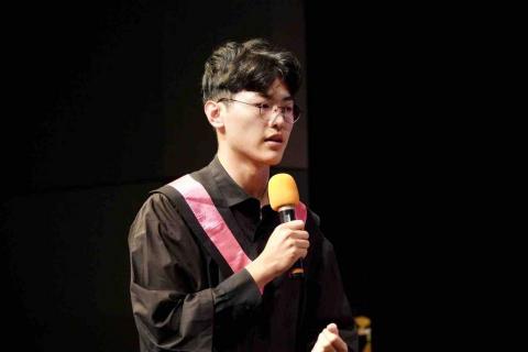 提供蘋果服務的專家張宏銘