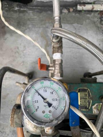 昶隆公司【抓漏專門】漏水免打牆處理/管內灌注補漏/冷水管/熱 - 免打牆管內灌注施工，快速有效