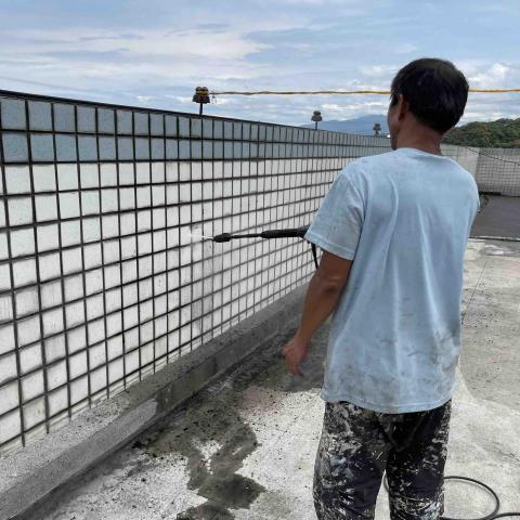 聖意防水工程 - 高壓清洗