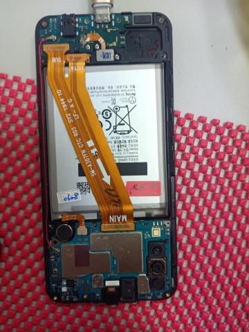 韓氏3C/維修買賣/台中市/彰化市 - 三星A30S 不開機