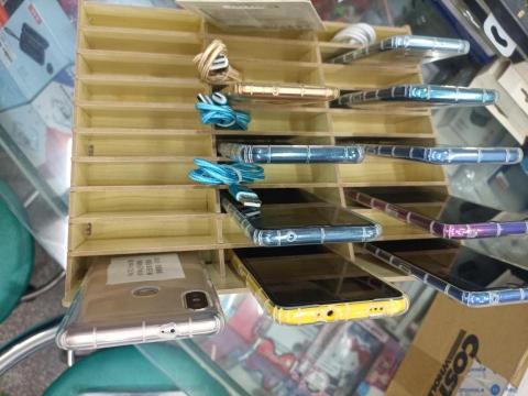 韓氏3C/維修買賣/台中市/彰化市 - 各廠牌，安卓系統手機買賣