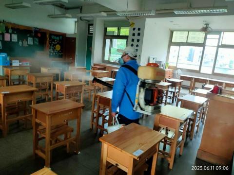 富士除蟲實業有限公司 - 校園教室滅菌消毒作業