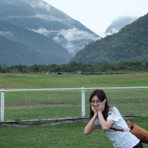 提供速寫人服務的專家倪