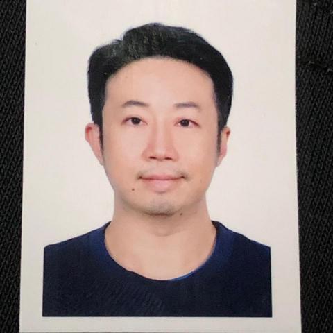 提供coach代購服務的專家Joseph