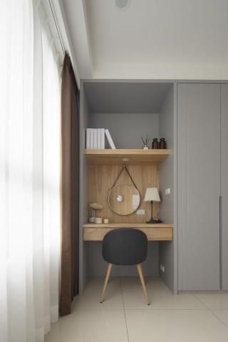 建宜油漆 - 木皮噴漆及櫃體選色噴漆