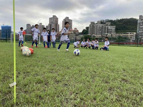 RED WOLVES 紅狼足球隊 - 