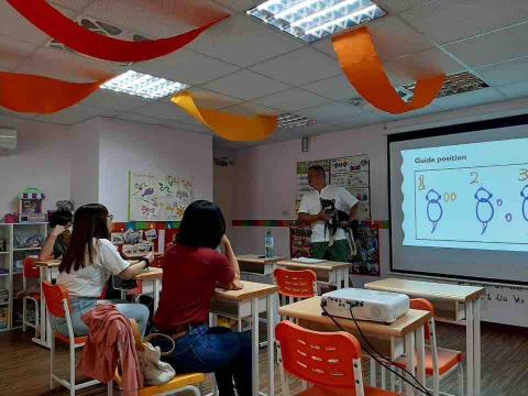 山姆老師的狗狗訓練教室 - 寵物行為演講-台南