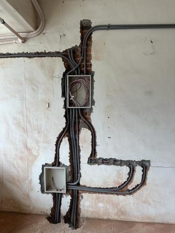 東誠水電行 - 電箱&弱電箱更換