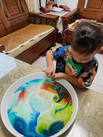 郭美燕 - 陪孩子玩感官遊戲，刺激大腦發育