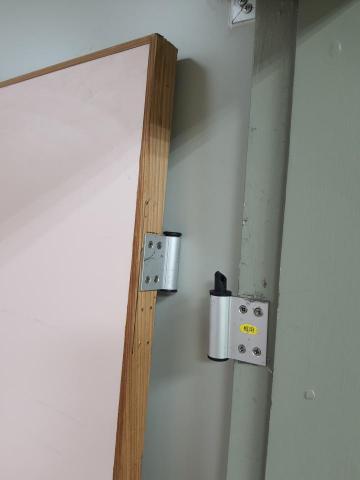 楊先生居家幫手 - 撞壞要換新的