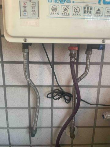 雄毅工程行 - 老舊電熱水器管線更換