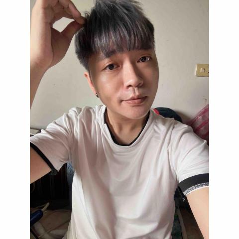 提供唱歌app ptt服務的專家羅友良