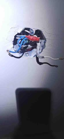 雄毅工程行 - 吊扇燈安裝孔