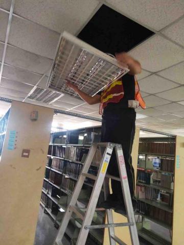 阿堯 - 圖書館施工前