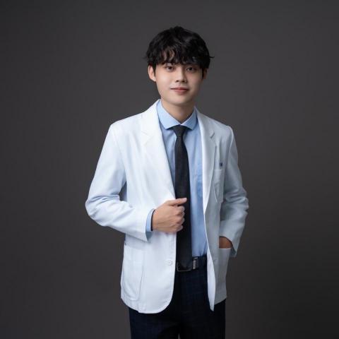 提供北投高中服務的專家朱宸頡