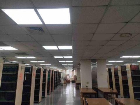 阿堯 - 圖書館施工後