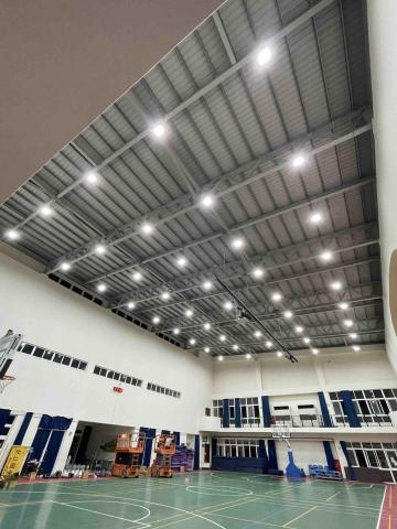 阿堯 - 體育館施工後