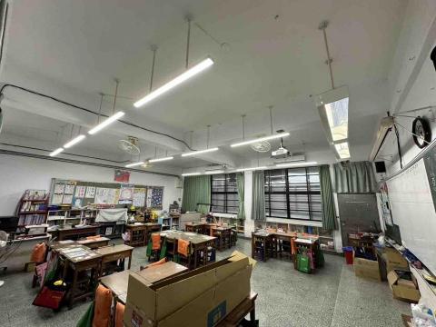 阿堯 - 國小教室施工後