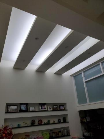 王振昌 - 更換原有白光T5支架燈