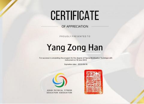 world gym 左營店教練John - 筋膜刀