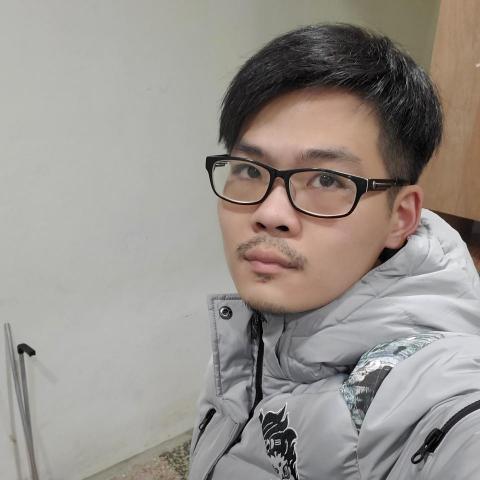 提供玫瑰城服務的專家李權城