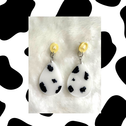 YU SHIUAN 劉 - 自創品牌貼文設計