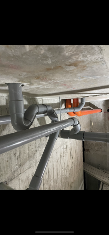 黃照華 - 標準層吊管