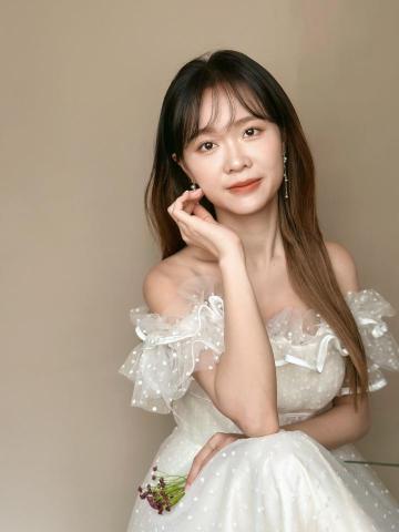 Face Face 妝髮工作室 Umi - 