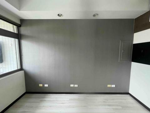 空間美化 地板窗簾壁紙（敏敏） - 壁紙施工