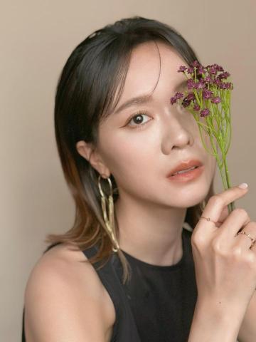 Face Face 妝髮工作室 Umi - 