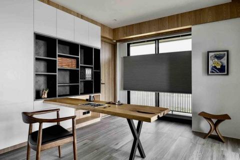 信美裝潢 - 黑色風琴簾