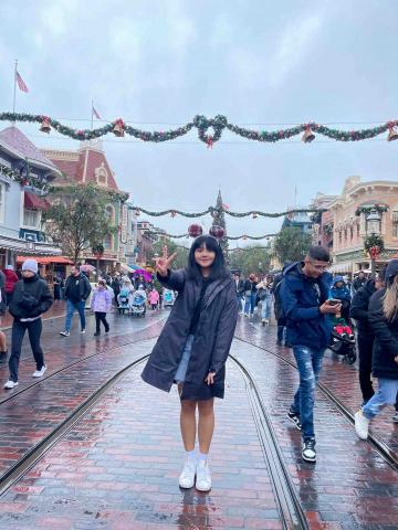 提供高中生物服務的專家洪又晞