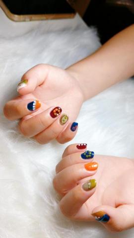 心心美甲美學 - 