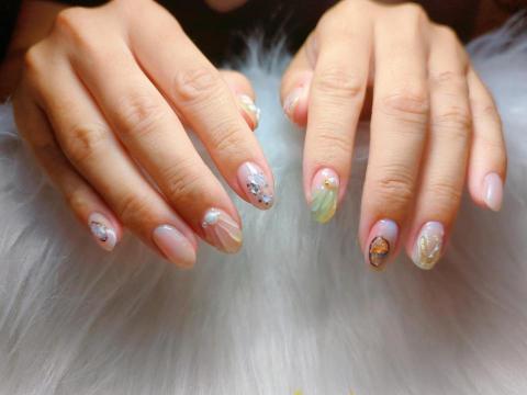 心心美甲美學 - 