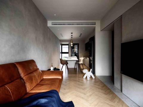 信美裝潢 - 輕工業風灰色系壁紙／塑膠地板人字貼法