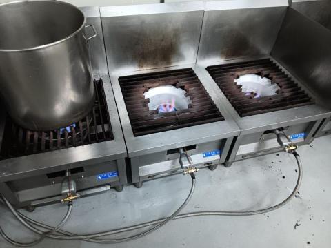 水電修繕,浴室修繕,廚房規劃 - 幫客戶更換快速爐 水電修繕,浴室修繕,廚房規劃 - 幫客戶更換快速爐