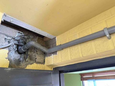 錦銓水電制所 - 冷氣排水漏水,改明管 錦銓水電制所 - 冷氣排水漏水,改明管