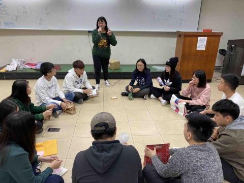 Zoe - 校內社團活動主持人